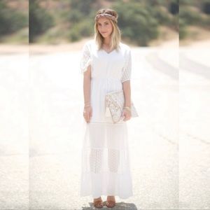 Cupcakes & Cashmere 🌸 Boho Lace Maxi Dress